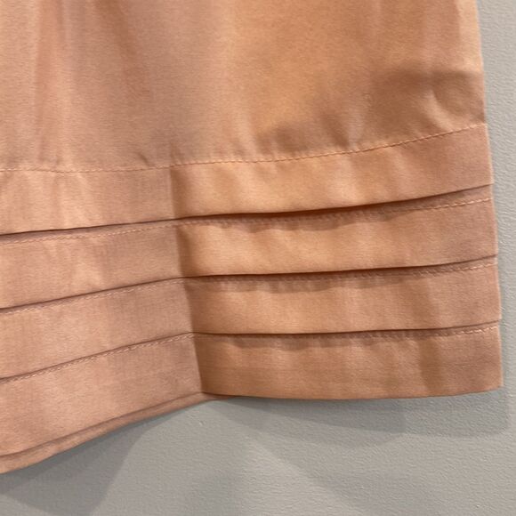 BCBGMaxAzria Sulvie Powder Pink Silk Mini Skirt - Picture 2 of 6
